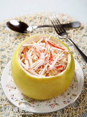 把柚子当零食