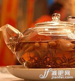 护胃喝玫瑰花茶