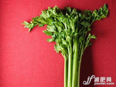 芹菜12大卡/100克