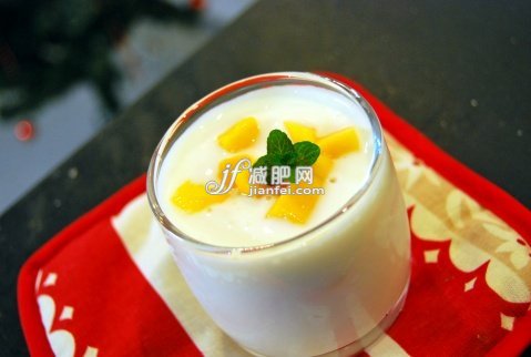 酸奶水果巧搭配吃出苗条身材
