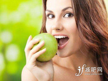 晚上减肥吃什么水果 忌饭后立即吃水果.jpg