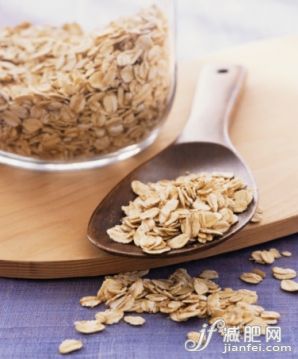 食品,广口瓶,饮食,影棚拍摄,室内_89605714_Oats and scoop_创意图片_Getty Images China 食品,广口瓶,饮食,影棚拍摄,室内_89605714_Oats and scoop_创意图片_Getty Images China