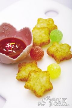 土豆饼,点心,食品,室内,饮食_0d6e83659_红薯饼土豆饼_创意图片_Getty Images China 土豆饼,点心,食品,室内,饮食_0d6e83659_红薯饼土豆饼_创意图片_Getty Images China