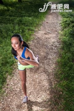 田地,人,图像,生活方式,健康保健_165774030_Forest Runner_创意图片_Getty Images China 田地,人,图像,生活方式,健康保健_165774030_Forest Runner_创意图片_Getty Images China