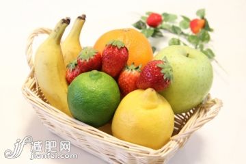 饮食,影棚拍摄,篮子,酸橙,苹果_498163963_Basket of fruit_创意图片_Getty Images China 饮食,影棚拍摄,篮子,酸橙,苹果_498163963_Basket of fruit_创意图片_Getty Images China