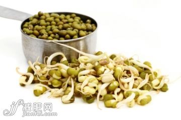 饮食,食品,沙拉,前面,堆_170036140_Mung bean sprouts and seeds_创意图片_Getty Images China 饮食,食品,沙拉,前面,堆_170036140_Mung bean sprouts and seeds_创意图片_Getty Images China