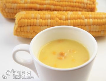 玉米,饮食,影棚拍摄,蔬菜,摄影_498162859_Corn soup_创意图片_Getty Images China 玉米,饮食,影棚拍摄,蔬菜,摄影_498162859_Corn soup_创意图片_Getty Images China