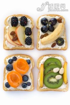 水果,健康生活方式,素食,瘦身,摄影_506706191_toast with mixed fruits on a white background_创意图片_Getty Images China 水果,健康生活方式,素食,瘦身,摄影_506706191_toast with mixed fruits on a white background_创意图片_Getty Images China