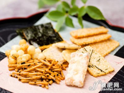 米饼缺乏纤维和蛋白质