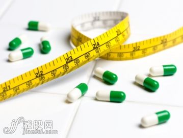 药,健康保健,影棚拍摄,卷尺,毒品滥用_sb10068937d-001_Diet pills with tape measure_创意图片_Getty Images China 药,健康保健,影棚拍摄,卷尺,毒品滥用_sb10068937d-001_Diet pills with tape measure_创意图片_Getty Images China