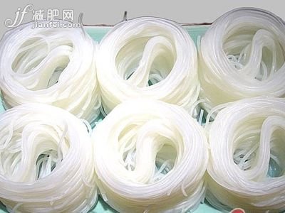 三大供能物质的比例