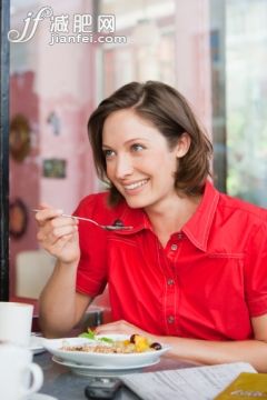 人,食品,城市,室内,25岁到29岁_482913337_ Kirstin mobile coffee paper0020_创意图片_Getty Images China 人,食品,城市,室内,25岁到29岁_482913337_ Kirstin mobile coffee paper0020_创意图片_Getty Images China