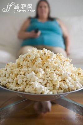 一月狂瘦30斤 节食减肥方法大揭秘点击图片进入下一页