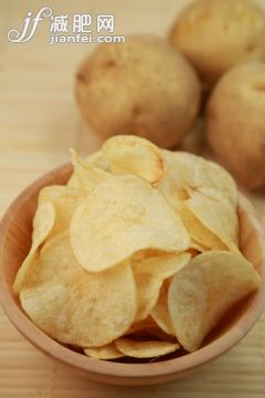 饮食,影棚拍摄,碗,蔬菜,薯片_498161571_Potato chips_创意图片_Getty Images China 饮食,影棚拍摄,碗,蔬菜,薯片_498161571_Potato chips_创意图片_Getty Images China