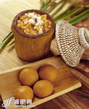 食品,窝头,主食,米,谷物_43c08f3a4_木桶饭和窝头_创意图片_Getty Images China 食品,窝头,主食,米,谷物_43c08f3a4_木桶饭和窝头_创意图片_Getty Images China