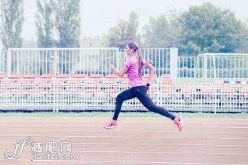 人,运动,户外,20到24岁,运动鞋_532103885_Runners_创意图片_Getty Images China 人,运动,户外,20到24岁,运动鞋_532103885_Runners_创意图片_Getty Images China