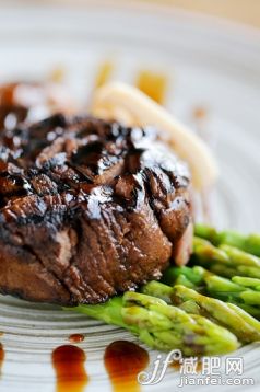 饮食,食品,肉,室内,盘子_478700026_Grilled steak_创意图片_Getty Images China 饮食,食品,肉,室内,盘子_478700026_Grilled steak_创意图片_Getty Images China