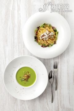 室内,食品,意大利食品,意大利文化,意大利面_gic6368101_Spaghetti_创意图片_Getty Images China 室内,食品,意大利食品,意大利文化,意大利面_gic6368101_Spaghetti_创意图片_Getty Images China