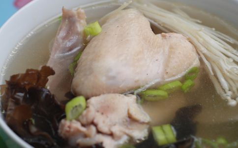 减肥丰胸的食谱是什么 减肥丰胸有哪些食谱 减肥丰胸食谱有哪些