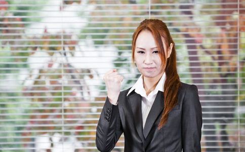 如何丰胸 丰胸的方法 怎么才能快速丰胸