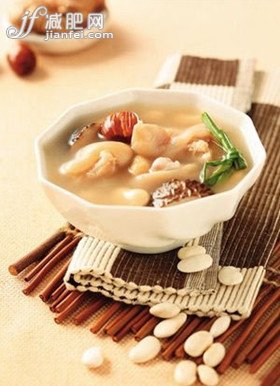 女星私藏有效丰胸食谱 造福小平胸