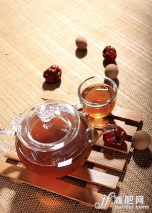桂圆红枣茶