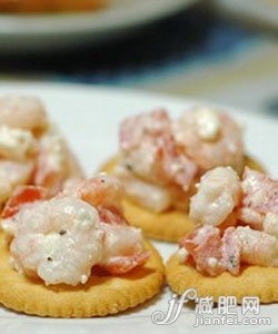 全麦饼干配奶酪芝士