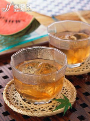 西瓜红茶