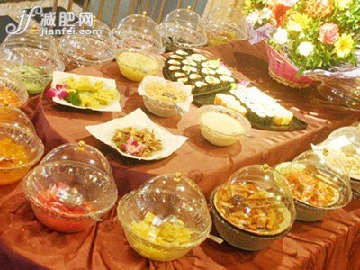 大吃自助餐时最好的瘦身选择
