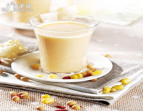 “五豆穿肠过肥肉顺水流”如何用豆减肥