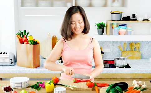 春季减肥吃什么好 最适合春季减肥的餐饮有哪些 春季减肥一日三餐食谱推荐