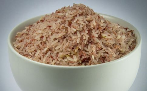每天少吃一碗米饭会怎样 每天少吃一碗米饭可以减肥吗 吃什么主食减肥效果好