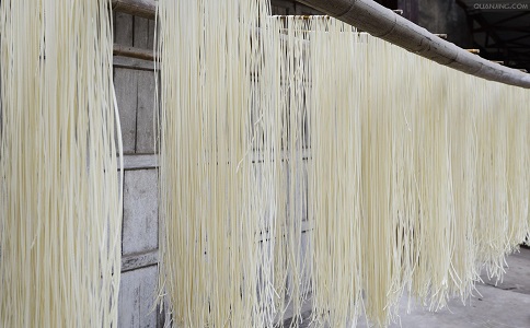 饮食减肥吃什么好 怎么吃减肥效果最好 怎么吃可以最快速减肥
