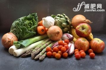 室内,多色的,蔬菜,水果,西红柿_561811013_Food on Slate_创意图片_Getty Images China 室内,多色的,蔬菜,水果,西红柿_561811013_Food on Slate_创意图片_Getty Images China
