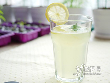 早上空腹喝什么能减肥 3款减肥奶昔有效瘦身