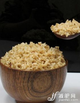 饮食,食品,影棚拍摄,碗,米_143382431_Curry soy tempeh and rice in bowl_创意图片_Getty Images China 饮食,食品,影棚拍摄,碗,米_143382431_Curry soy tempeh and rice in bowl_创意图片_Getty Images China