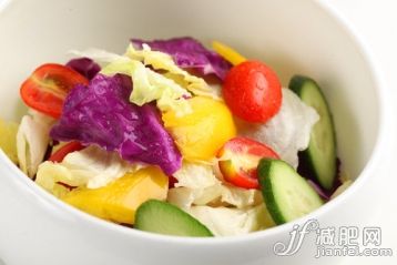 蔬菜,饮食,健康食物,盘子,装饰菜_5503858d1_蔬菜色拉_创意图片_Getty Images China 蔬菜,饮食,健康食物,盘子,装饰菜_5503858d1_蔬菜色拉_创意图片_Getty Images China