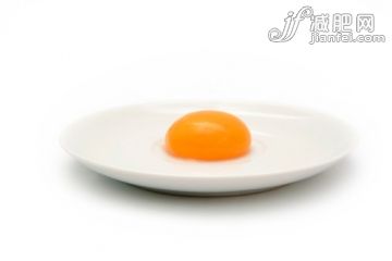 影棚拍摄,盘子,茶碟,鸡蛋,生食_482886469_Yolk_创意图片_Getty Images China 影棚拍摄,盘子,茶碟,鸡蛋,生食_482886469_Yolk_创意图片_Getty Images China