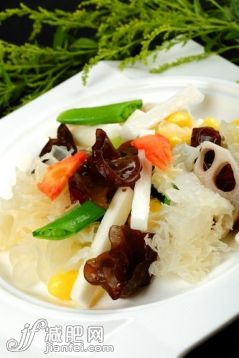 黑木耳,莲藕,蔬菜,食用菌,面条_81d91a597_木耳藕片_创意图片_Getty Images China 黑木耳,莲藕,蔬菜,食用菌,面条_81d91a597_木耳藕片_创意图片_Getty Images China