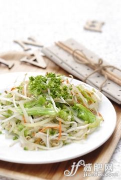 食品,美味,豆芽,绿豆,白甘蓝_b1c934d9e_圆白菜炒豆芽_创意图片_Getty Images China 食品,美味,豆芽,绿豆,白甘蓝_b1c934d9e_圆白菜炒豆芽_创意图片_Getty Images China