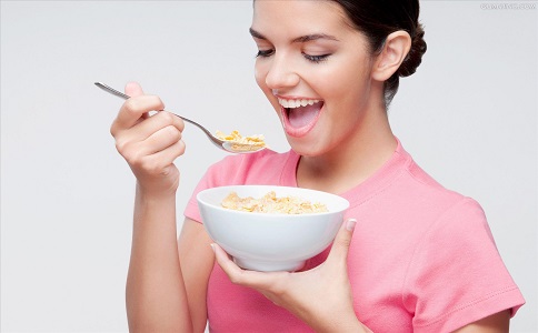 春季减肥喝什么粥好 春季控制食欲的方法有哪些 春季减肥的方法有哪些
