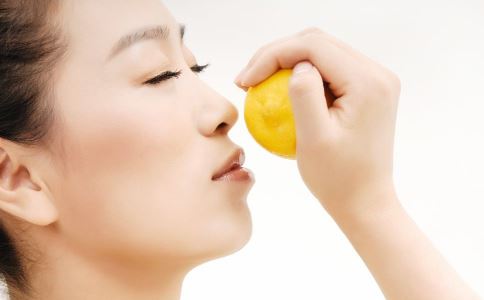 柠檬减肥 柠檬怎么吃才能减肥 柠檬瘦身有效果吗