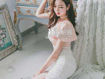 深蹲也能蹲出漂亮翘臀
