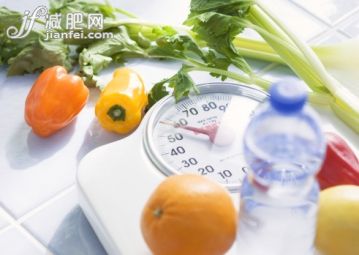 饮食,容器,饮料,食品,瓶子_122598426_Dieting_创意图片_Getty Images China