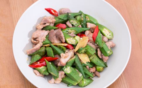 吃了会瘦的菜 芹菜做的菜有哪些 饮食减肥 瘦身方法 吃芹菜能减肥吗