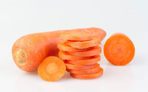 饮食减肥 红萝卜汁的功效 红萝卜汁减肥法