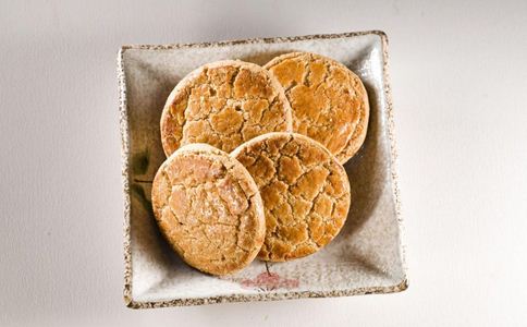 吃什么食物容易长胖 吃巧克力会发胖吗 容易发胖的食物有哪些