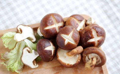 哪些低卡食物适合减肥 适合减肥的低卡食物有哪些 哪些低卡食物有利于减肥