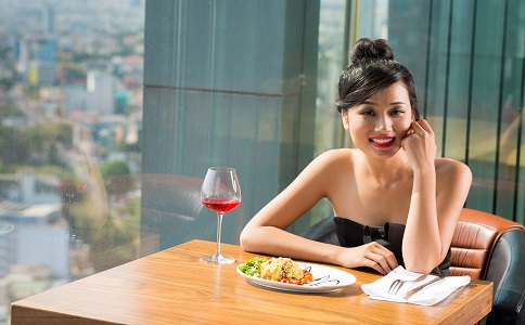 少吃饭多吃菜可以减肥吗 怎么吃饭可以减肥 秋季减肥食谱有哪些