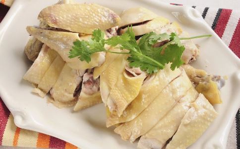 减肥为什么要吃鸡胸肉 鸡胸肉怎么吃可以减肥 鸡胸肉减肥食谱